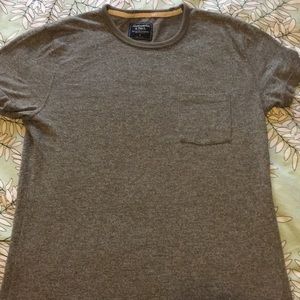 Abercrombie & Fitch top